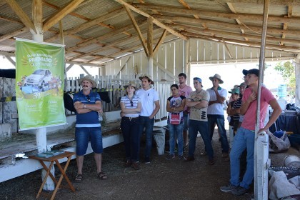 3ª Tarde de Campo sobre Cadeia Produtiva do Leite e Organização das Propriedades é realizada