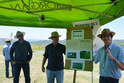 3ª Tarde de Campo sobre Cadeia Produtiva do Leite e Organização das Propriedades é realizada