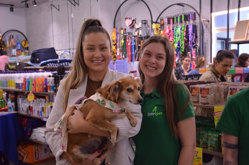9ª edição do Sábado Pet reúne tutores, pets e parceiros em um dia de diversão e cuidados
