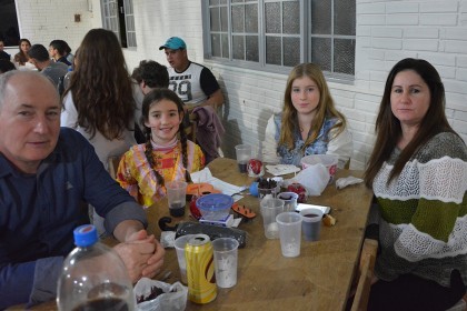 AFUCOPER promoveu arraiá