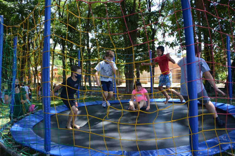 Alegria e muita diversão marcaram os últimos dias de aula dos alunos da Escola Duque de Caxias