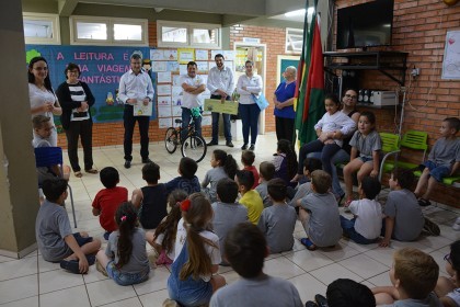 Alunos e escolas recebem prêmios na 1º Edição do Projeto Desenhando o Cooperativismo