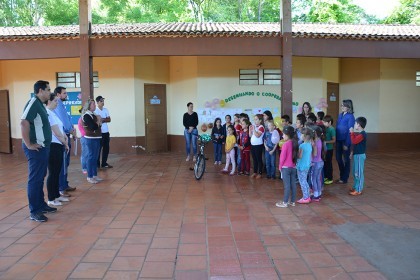 Alunos e escolas recebem prêmios na 1º Edição do Projeto Desenhando o Cooperativismo