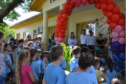 Alunos e escolas recebem prêmios na 1º Edição do Projeto Desenhando o Cooperativismo