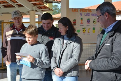 Alunos são premiados com o projeto “Meu Herói o Agricultor”