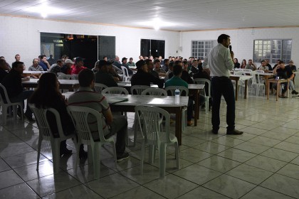 Associados da COTRIFRED conhecem nova tecnologia da Morgan