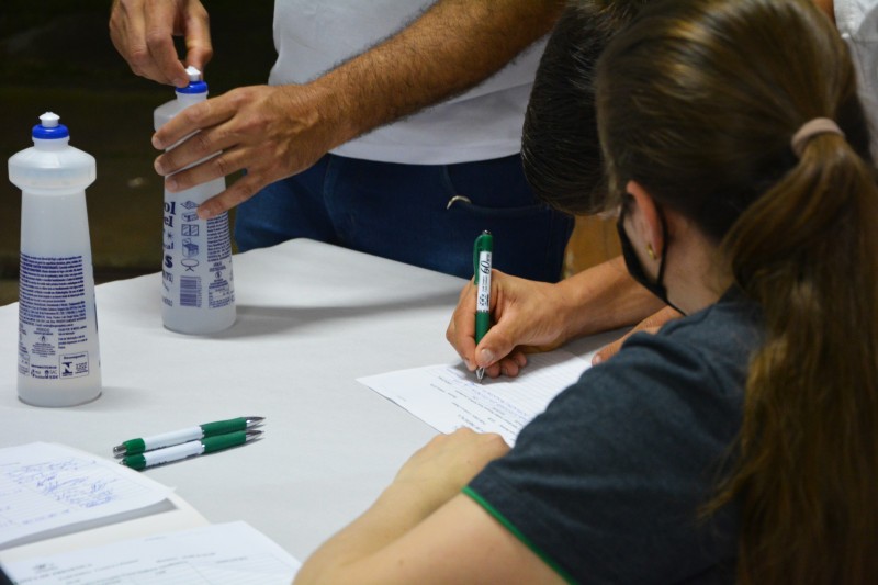 Associados da Cotrifred participam de palestra técnica sobre cultura da soja