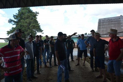 Associados realizam visita técnica em Almirante Tamandaré do Sul