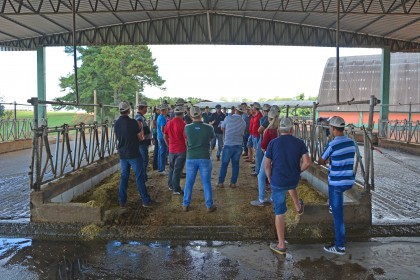 Associados realizam visita técnica em Almirante Tamandaré do Sul