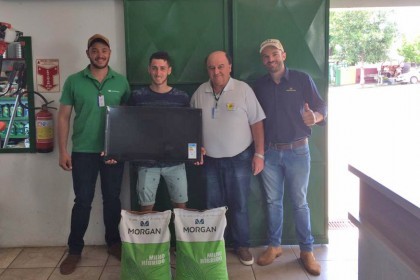 Associados recebem prêmio da campanha milho safrinha Morgan