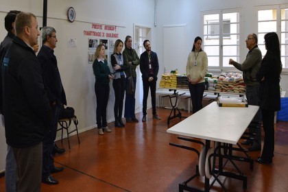 Cerca de 600 quilos de alimentos são entregues ao HDP