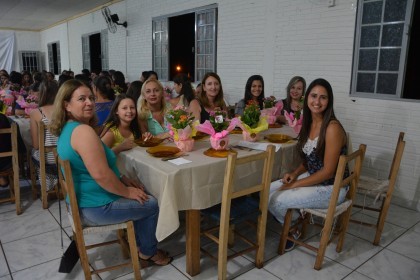 Colaboradoras da COTRIFRED comemoram Dia Internacional da Mulher