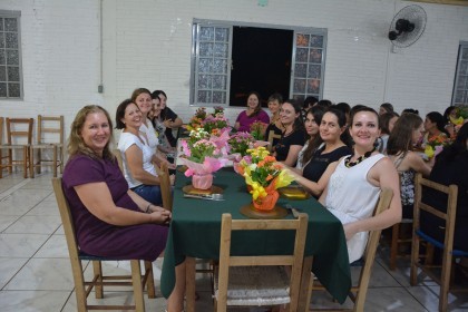 Colaboradoras da COTRIFRED comemoram Dia Internacional da Mulher