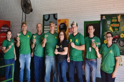 Colaboradores comemoram o Dia do Amigo