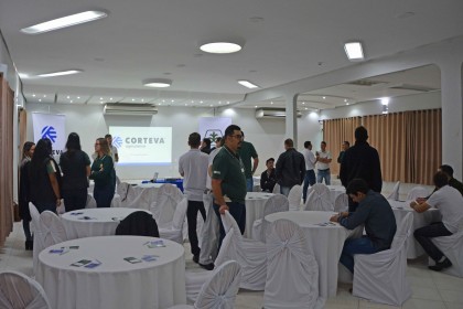Colaboradores participam de I Convenção Técnica Cotrifred