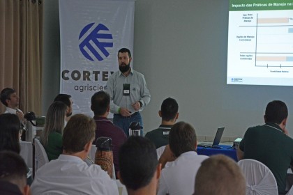 Colaboradores participam de I Convenção Técnica Cotrifred