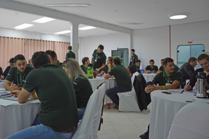 Colaboradores participam de I Convenção Técnica Cotrifred