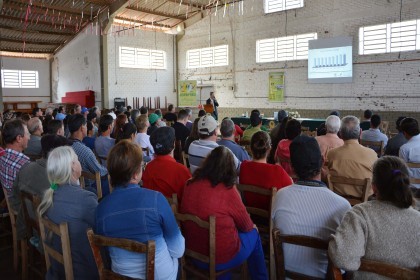 Comemoração dos 60 anos da COTRIFRED reúne associados em Palmitinho