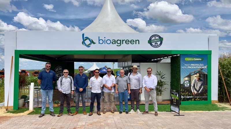 Comitiva da Cotrifred visita Expoagro Cotricampo