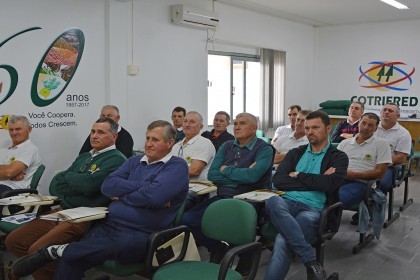 Conselheiros Administrativos e Fiscais  participam de capacitação