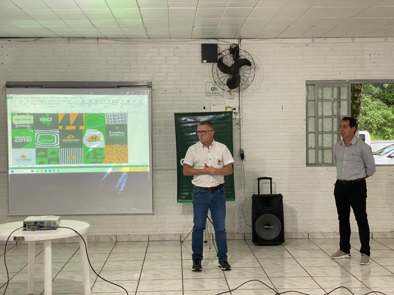 Conselhos Administrativo e Fiscal da Cotrifred analisam números da cooperativa