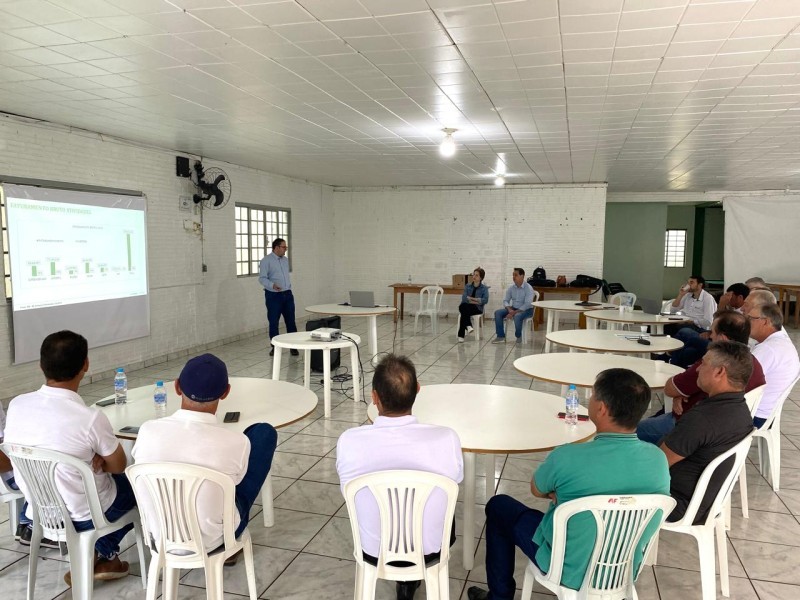 Conselhos de Administração e Fiscal da Cotrifred se reúnem com direção