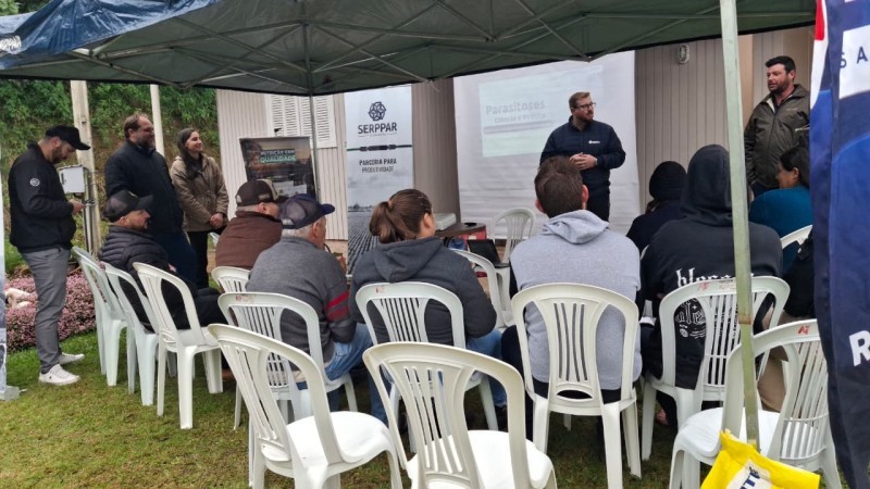 Conversa Técnica com a parceira comercial Serppar, aborda período de transição das vacas leiteiras em Caiçara