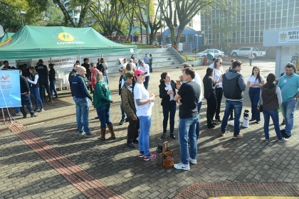 Cooperativas entregam doação ao HDP