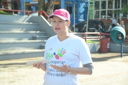 Cooperativas entregam doação ao HDP