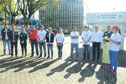 Cooperativas entregam doação ao HDP