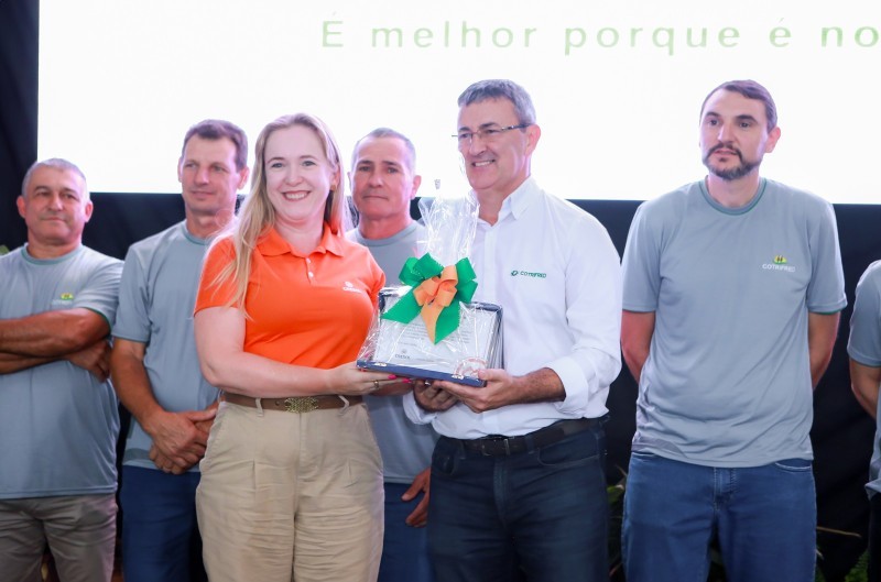 Cotrifred 67 anos: Nova logomarca eterniza comemoração de aniversário