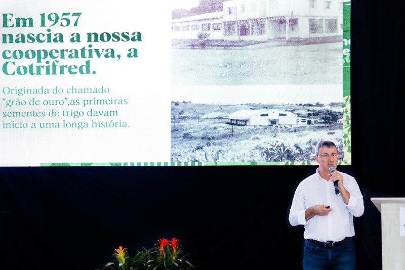 Cotrifred 67 anos: Nova logomarca eterniza comemoração de aniversário