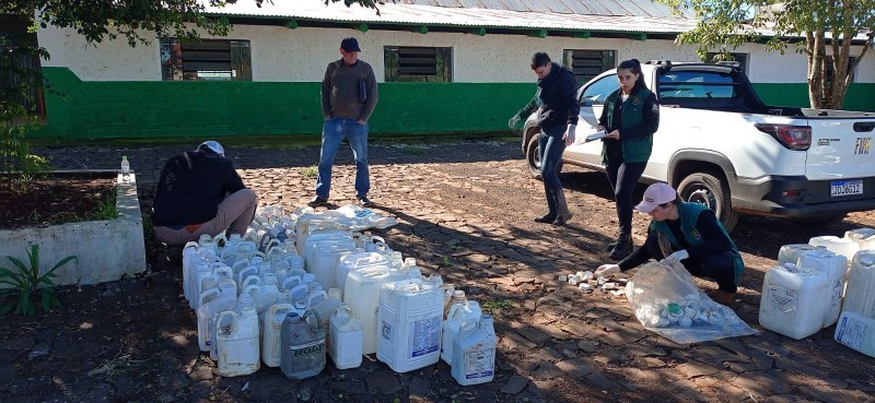Cotrifred apoia coleta de embalagens vazias de agrotóxicos em Taquaruçu do Sul em ação alusiva ao Dia Mundial do Meio Ambiente