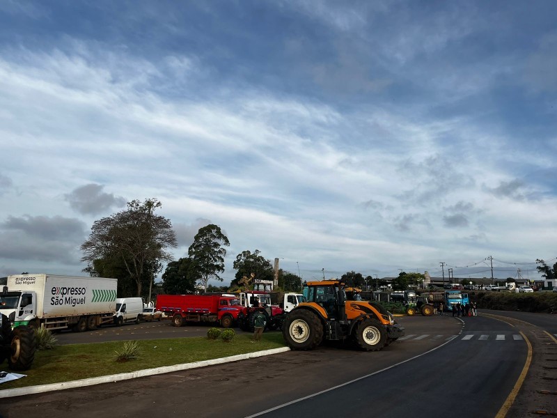 Cotrifred apoia mobilização de produtores por securitização de dívidas na BR-386 em Frederico Westphalen