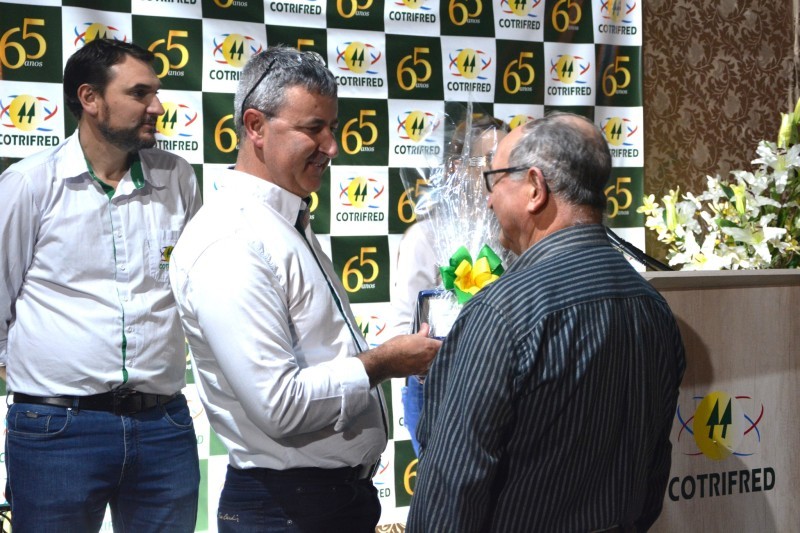 COTRIFRED CELEBRA 65 ANOS COM INAUGURAÇÃO DA UNIDADE DE RECEBIMENTO DE GRÃOS EM IRAÍ
