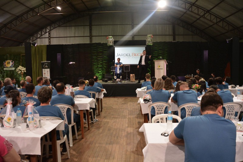 Cotrifred celebra o encerramento do ano