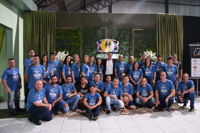 Cotrifred celebra o encerramento do ano