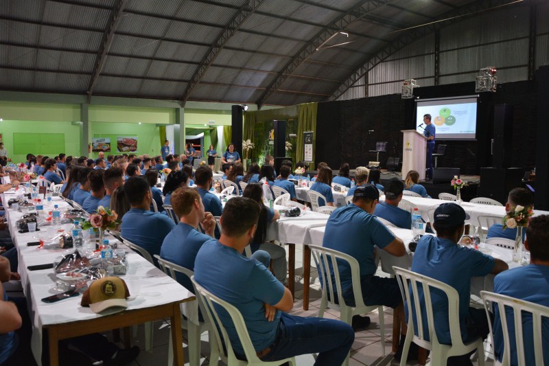 Cotrifred celebra o encerramento do ano