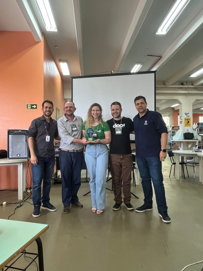 Cotrifred constitui equipe campeã da 3ª edição do Hackathon