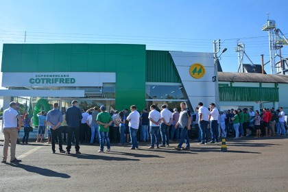 Cotrifred de Palmitinho é reinaugurada em espaço amplo e moderno