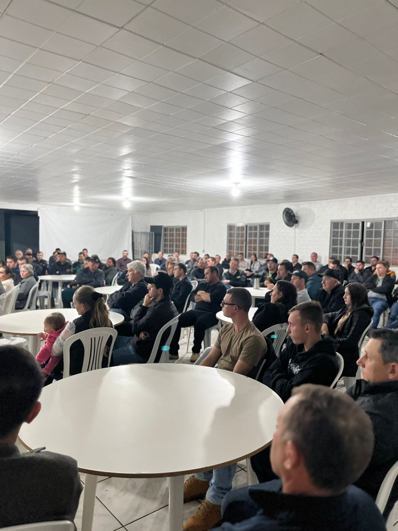 Cotrifred e Brevant promovem palestra sobre silagens de alta performance em Frederico Westphalen