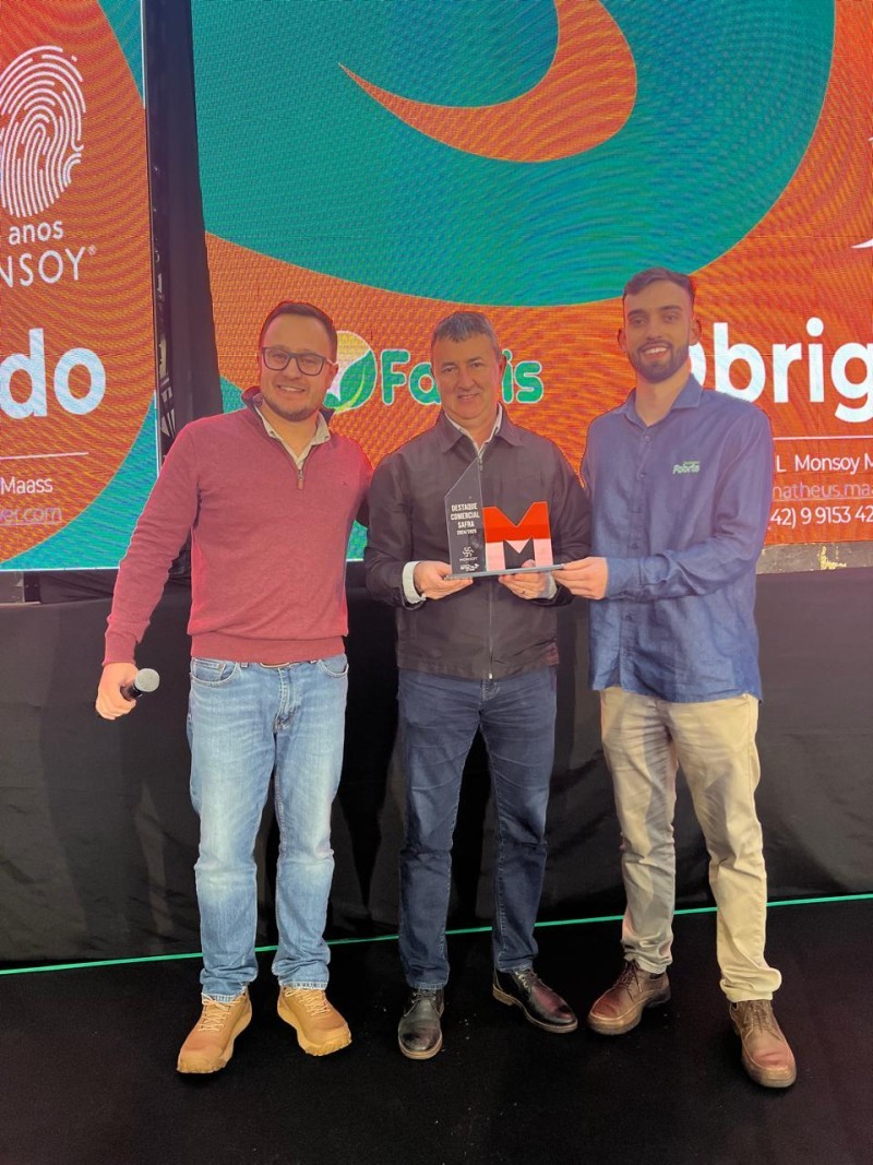 Cotrifred é destaque na comercialização de sementes Monsoy na safra 24/25