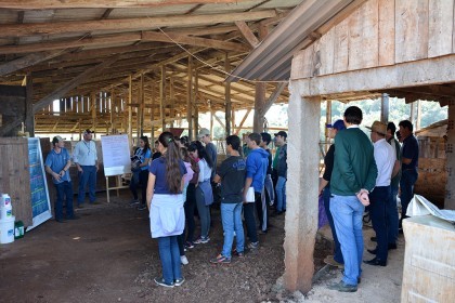 Cotrifred é parceira em Dias de Campo da Emater sobre Bovinocultura do Leite