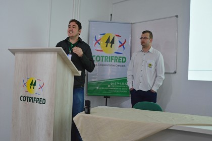 Cotrifred estreia no mercado de feiras para o agronegócio