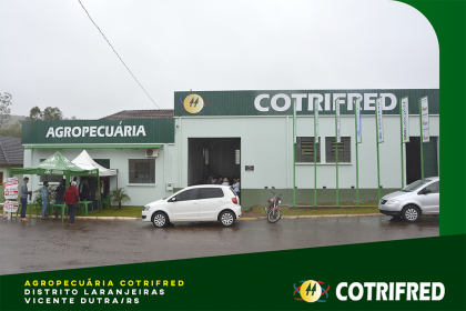 Cotrifred inaugura agropecuária
