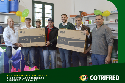 Cotrifred inaugura agropecuária