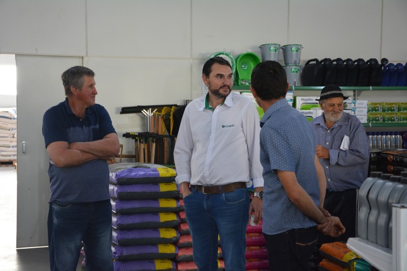 Cotrifred inaugura nova Unidade Agropecuária em Iraí