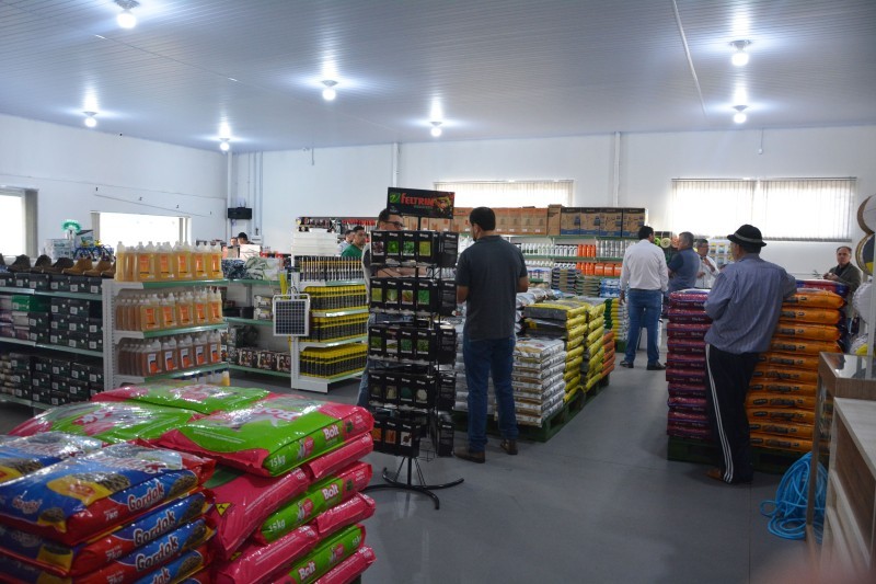 Cotrifred inaugura nova Unidade Agropecuária em Iraí