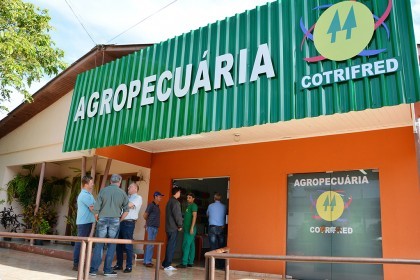COTRIFRED inaugura novo espaço da Agropecuária em Pinheirinho do Vale