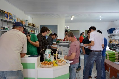 COTRIFRED inaugura novo espaço da Agropecuária em Pinheirinho do Vale